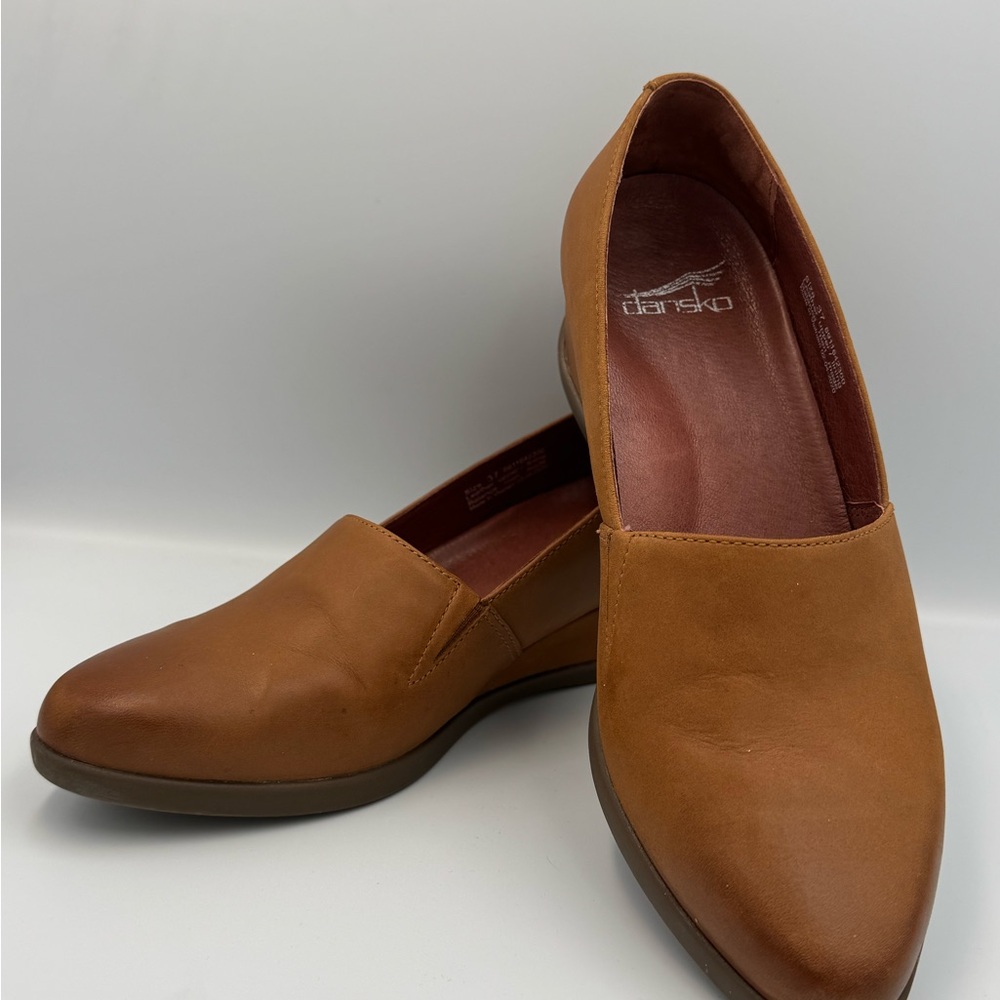 Dansko Women's Brown Leather Flats